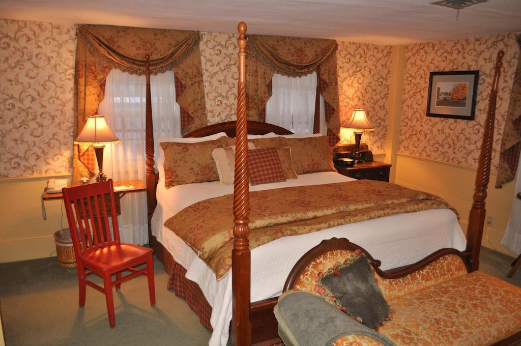 Colby Hill Inn Henniker 客房 照片